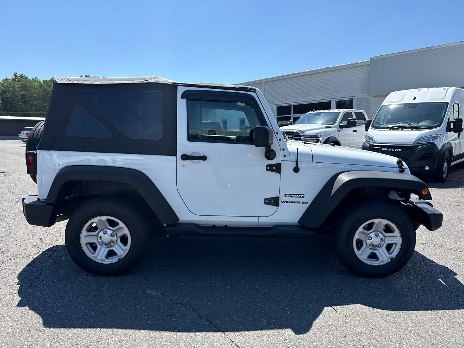 2017 Jeep Wrangler Sport
