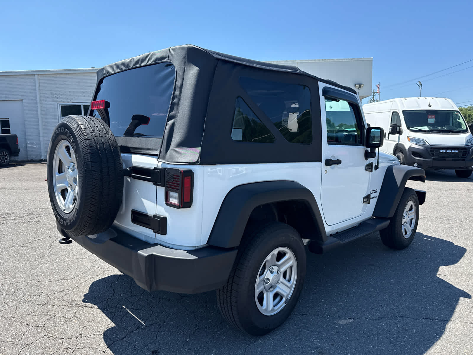 2017 Jeep Wrangler Sport