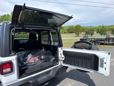 2021 Jeep Wrangler Islander 4x4