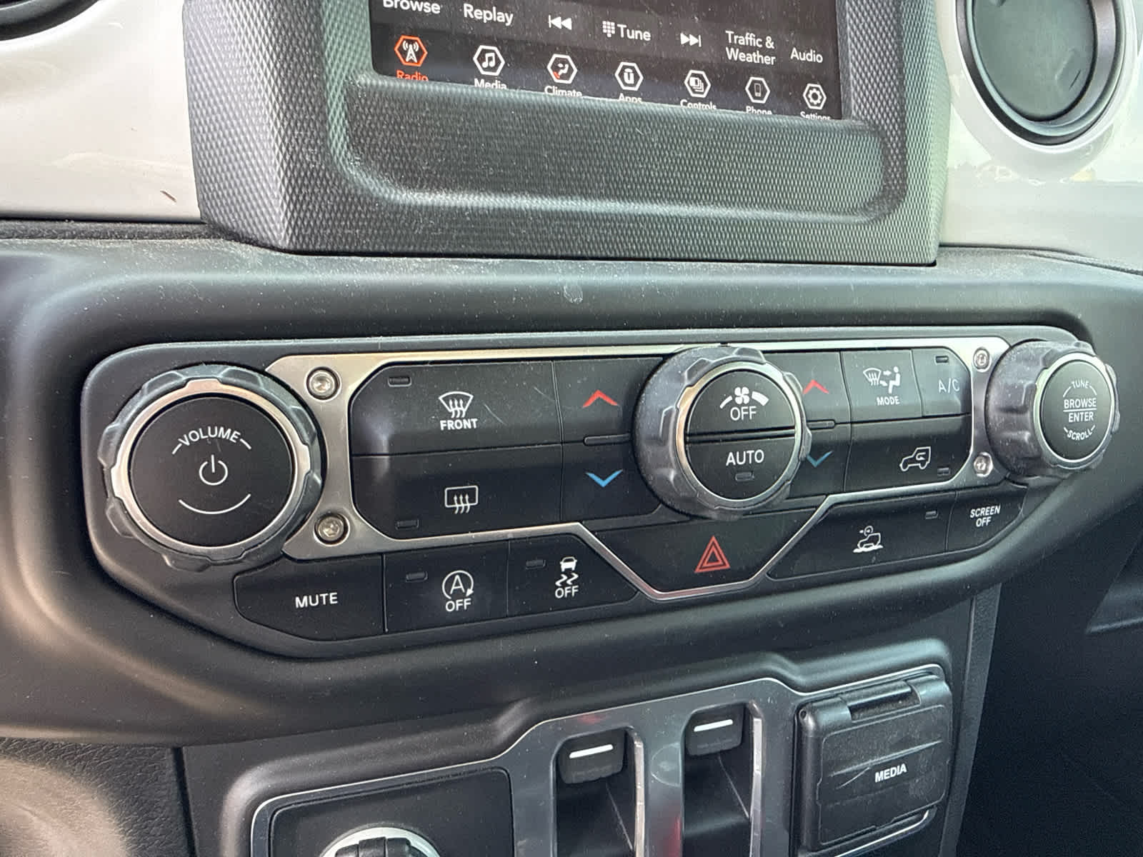 2021 Jeep Wrangler Islander 4x4