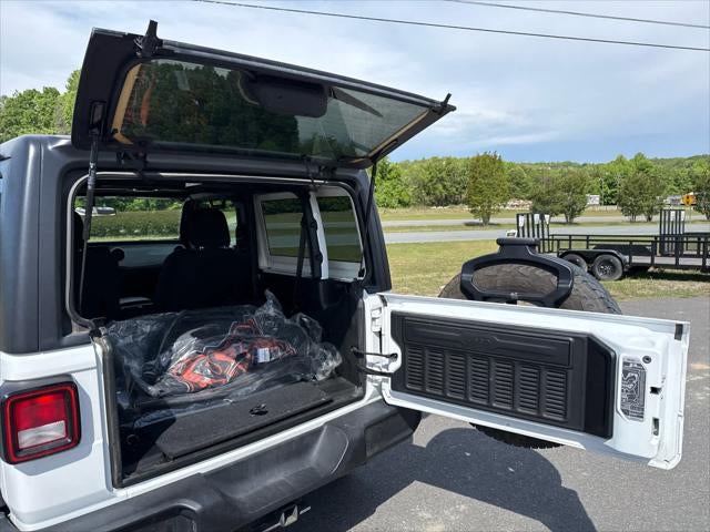 2021 Jeep Wrangler Islander 4x4