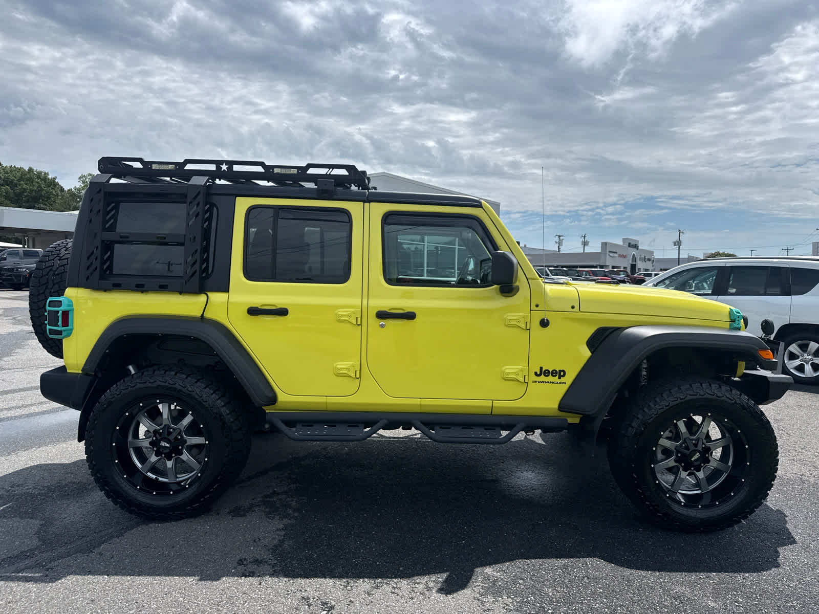 2023 Jeep Wrangler 4-Door Sport 4x4