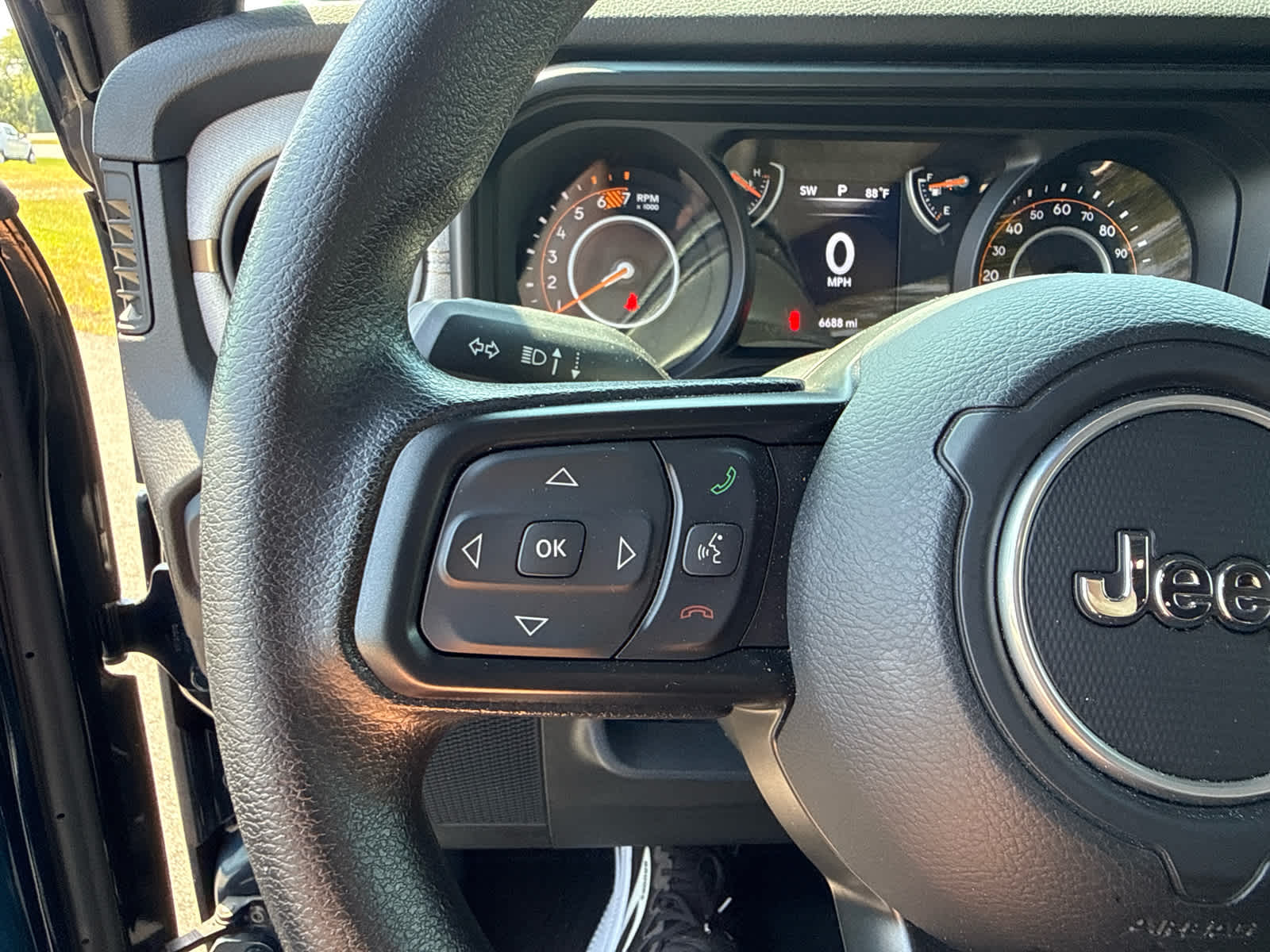 2025 Jeep Wrangler 2-Door Sport 4x4