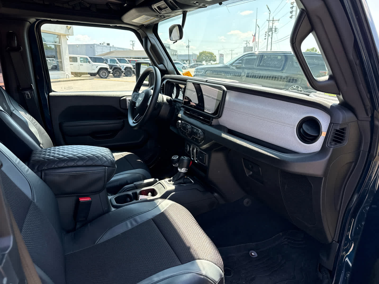 2025 Jeep Wrangler 2-Door Sport 4x4
