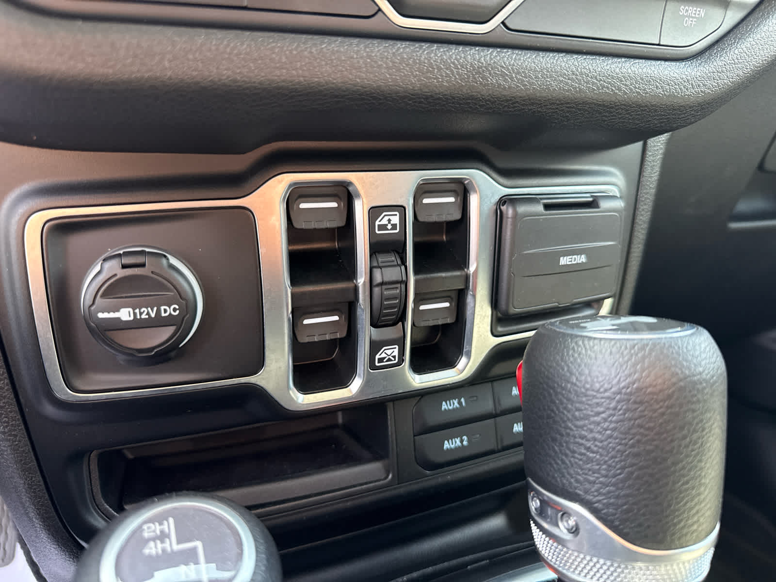 2025 Jeep Wrangler 4-Door Sport 4x4