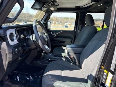 2024 Jeep Wrangler 4-Door Sahara 4x4