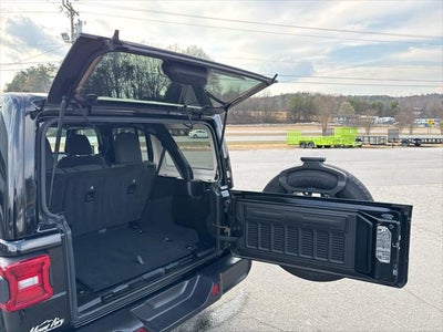 2024 Jeep Wrangler 4-Door Sahara 4x4