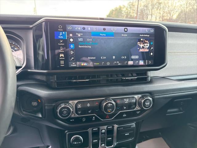 2024 Jeep Wrangler 4-Door Sahara 4x4