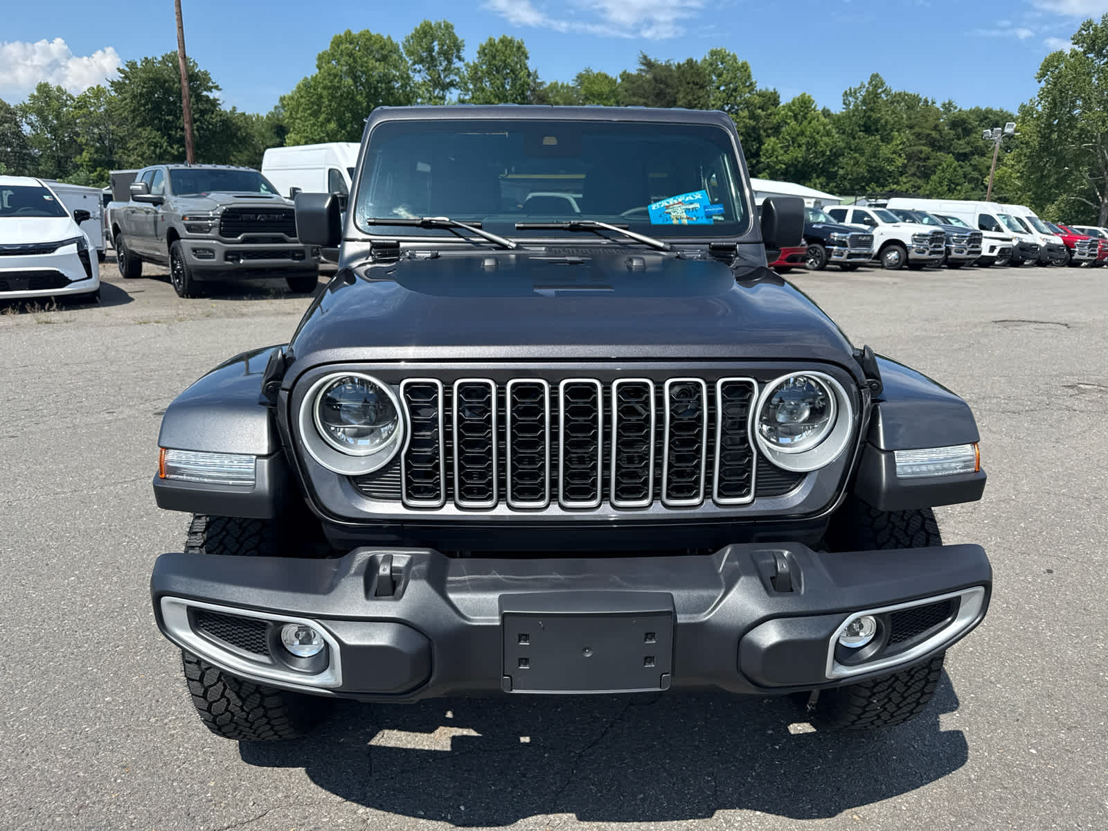 2025 Jeep Wrangler 4-Door Sahara 4x4