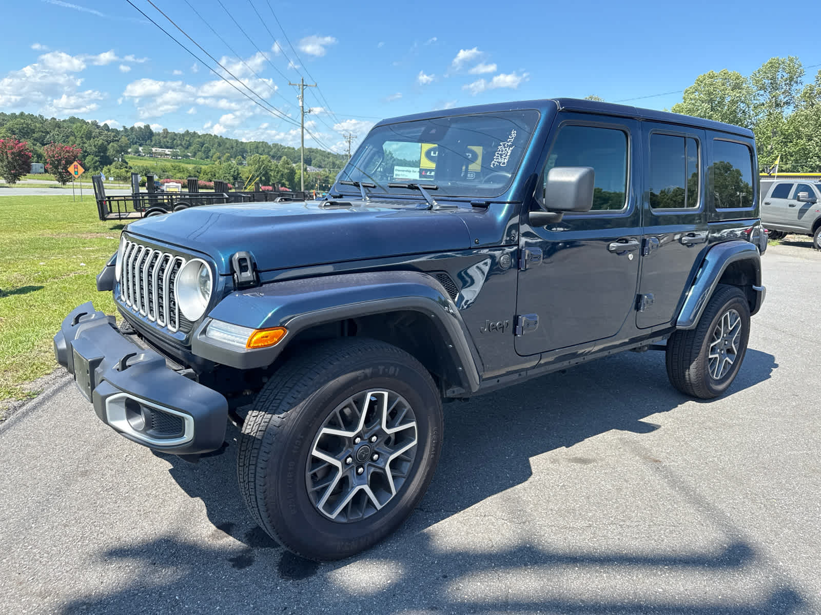 2025 Jeep Wrangler 4-Door Sahara 4x4