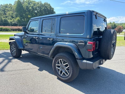 2025 Jeep Wrangler 4-Door Sahara 4x4