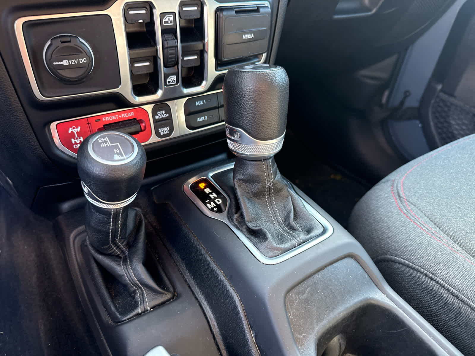 2025 Jeep Wrangler 4-Door Rubicon 4x4