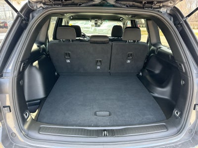 2025 Jeep Grand Cherokee Laredo 4x4