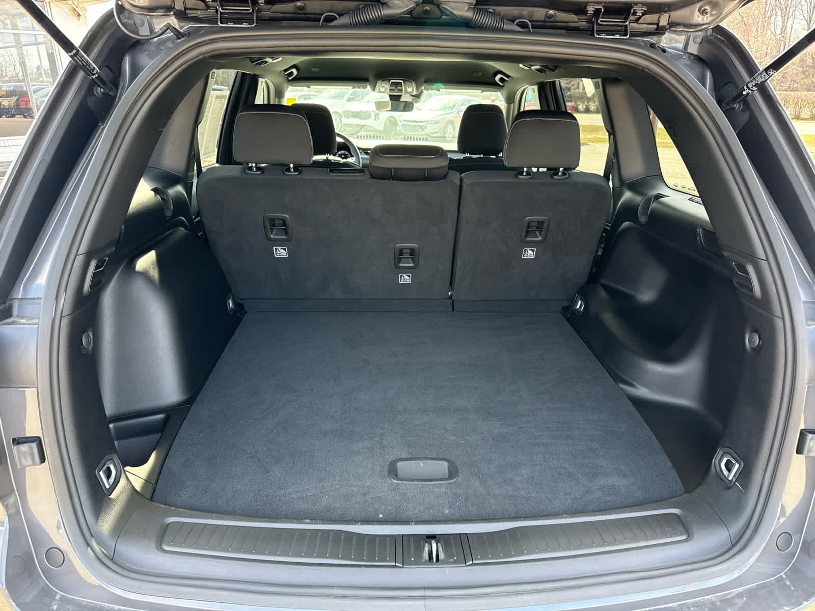 2025 Jeep Grand Cherokee Laredo 4x4