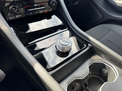 2025 Jeep Grand Cherokee Laredo 4x4