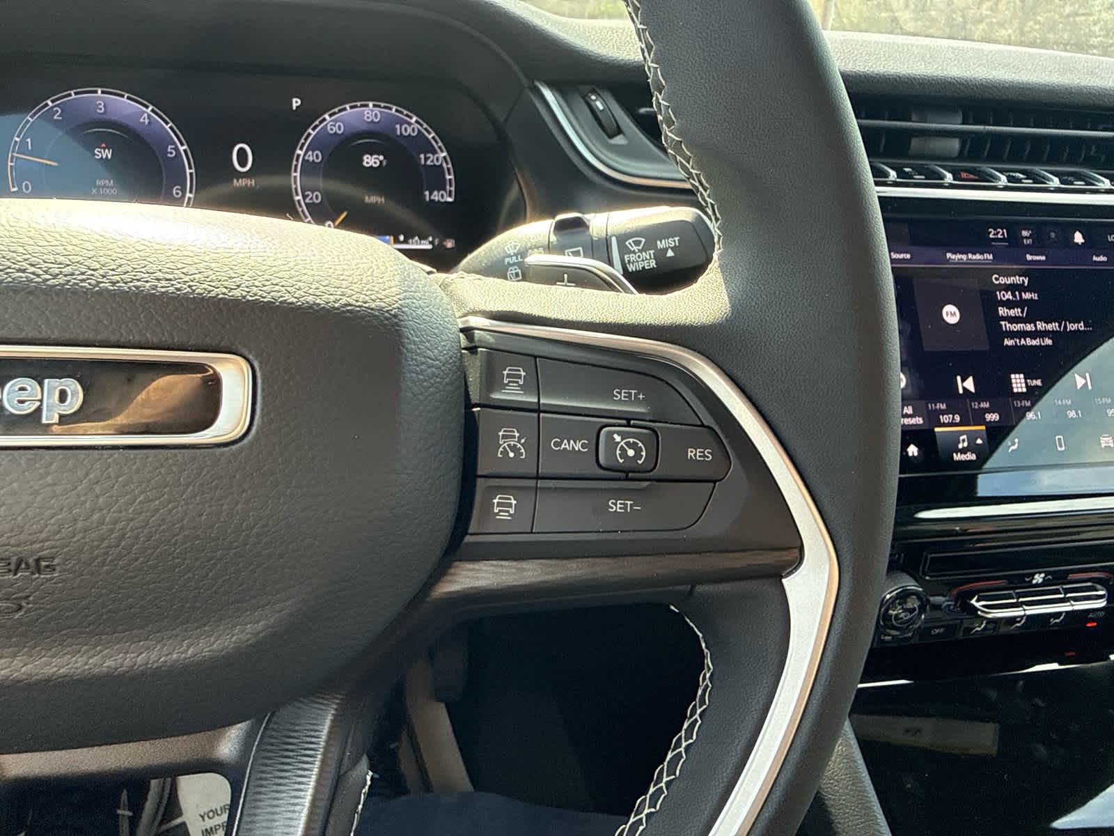 2025 Jeep Grand Cherokee Laredo 4x4