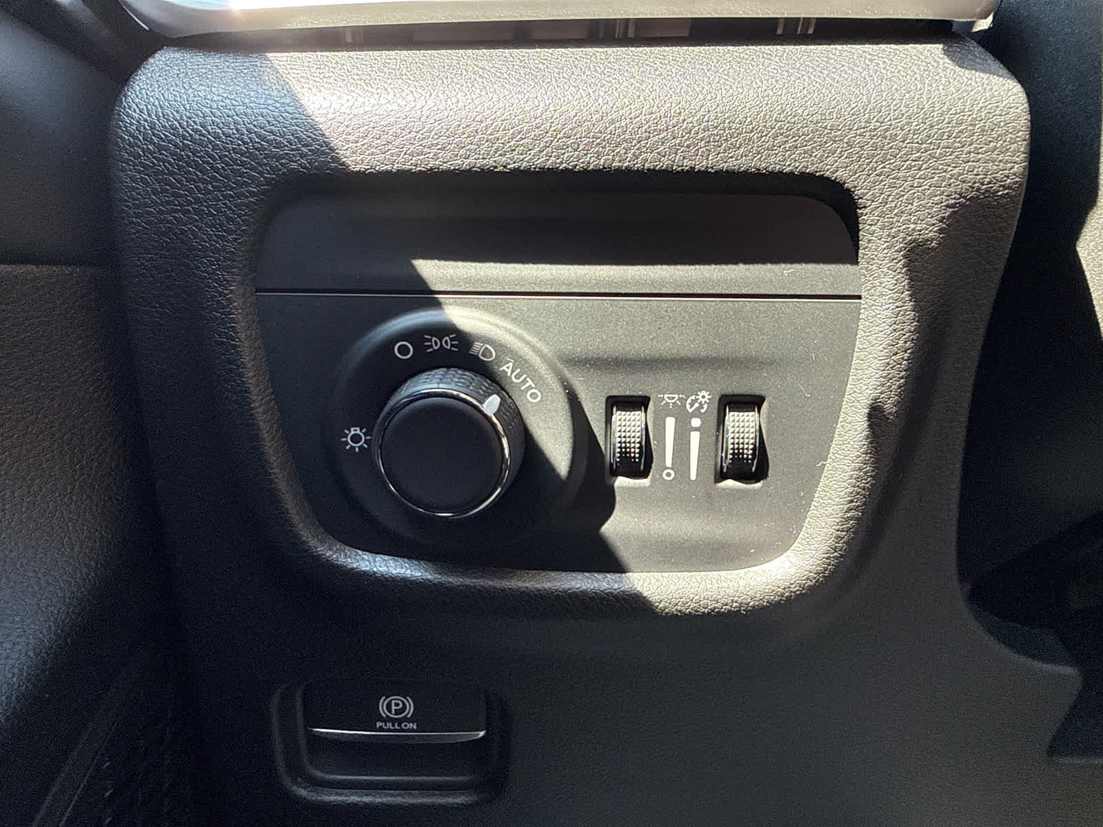 2025 Jeep Grand Cherokee Laredo 4x4