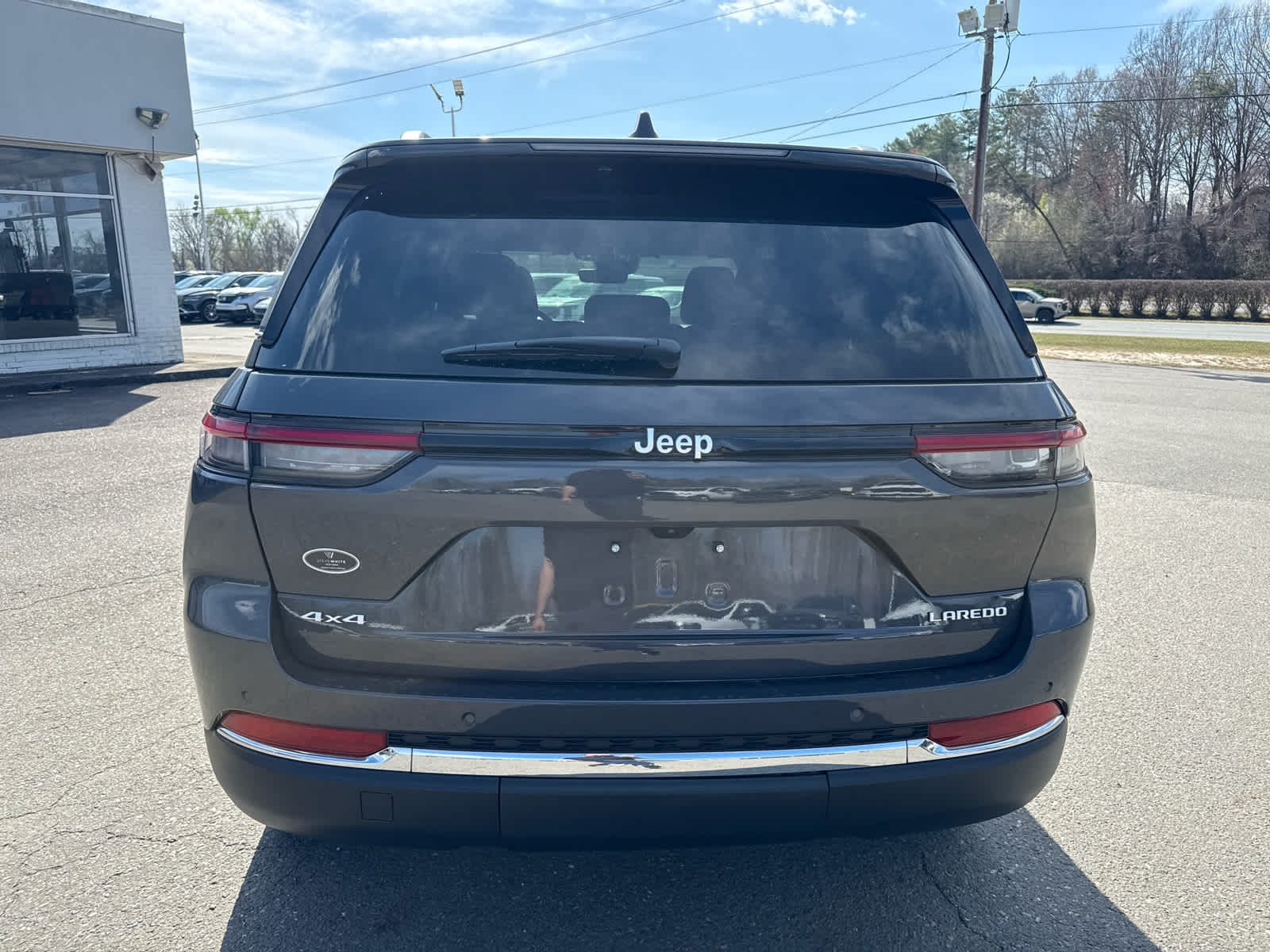 2025 Jeep Grand Cherokee Laredo 4x4