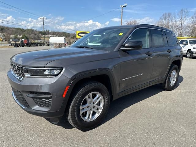 2025 Jeep Grand Cherokee Laredo 4x4