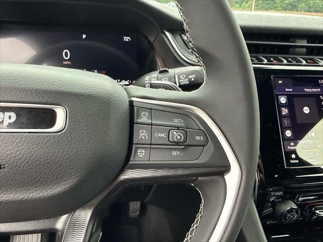 2025 Jeep Grand Cherokee Laredo 4x4