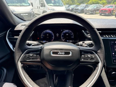 2025 Jeep Grand Cherokee Altitude 4x4
