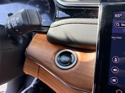 2025 Jeep Grand Cherokee Summit Reserve 4x4