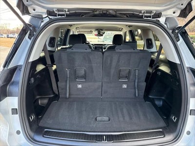 2023 Jeep Grand Cherokee L Laredo 4x4