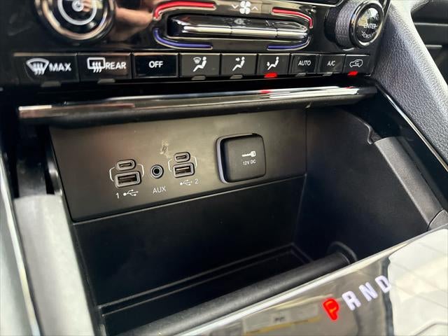 2023 Jeep Grand Cherokee L Laredo 4x4