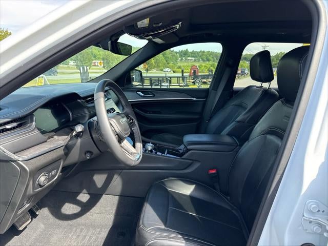 2023 Jeep Grand Cherokee L Overland 4x4