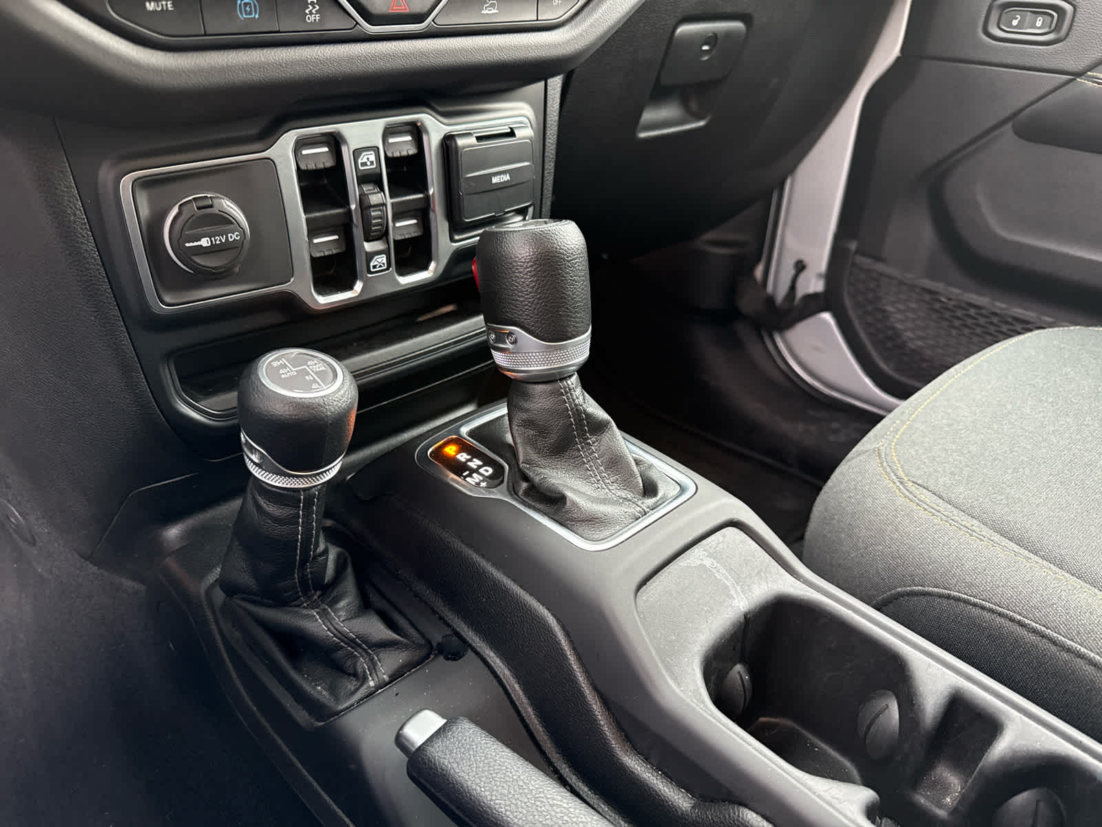 2024 Jeep Wrangler 4xe Sahara 4xe