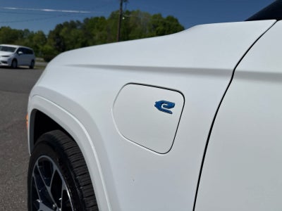 2022 Jeep Grand Cherokee 4xe Summit Reserve 4x4