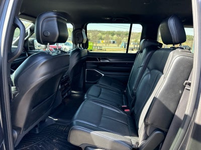 2023 Jeep Wagoneer Series III 4x4