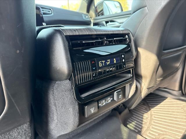 2023 Jeep Wagoneer Series III 4x4