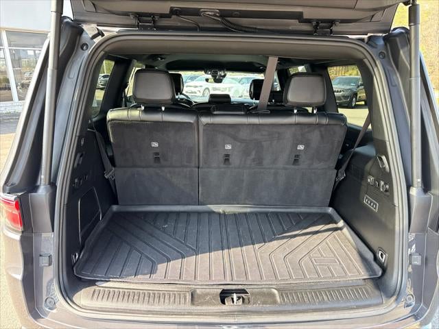 2023 Jeep Wagoneer Series III 4x4