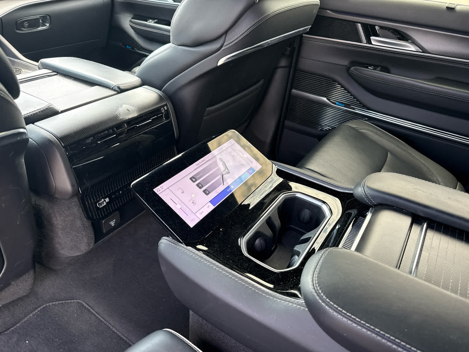 2024 Jeep Grand Wagoneer Series II Obsidian