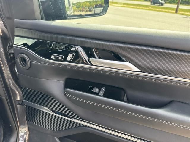 2024 Jeep Grand Wagoneer Series II Obsidian