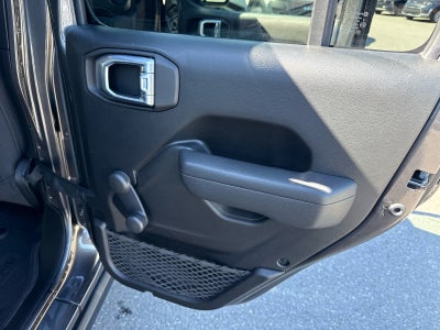2022 Jeep Gladiator Willys Sport 4x4
