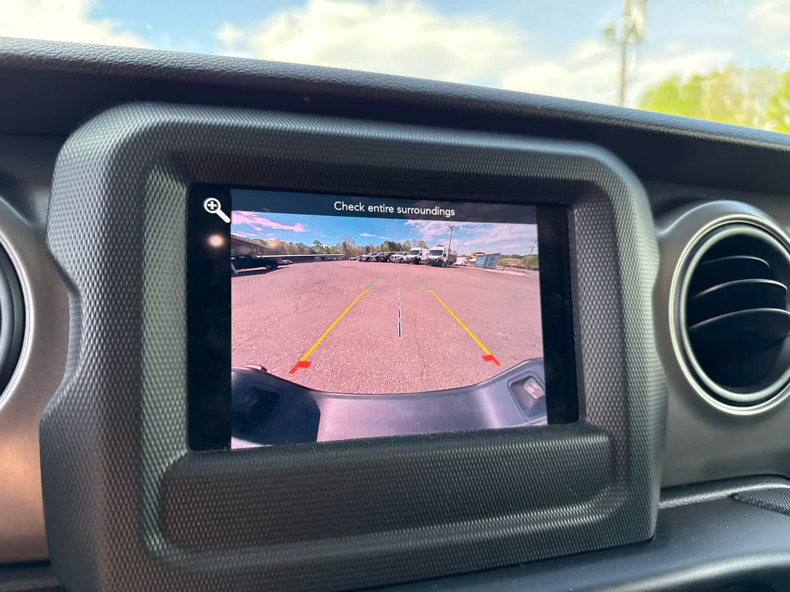 2022 Jeep Gladiator Willys Sport 4x4