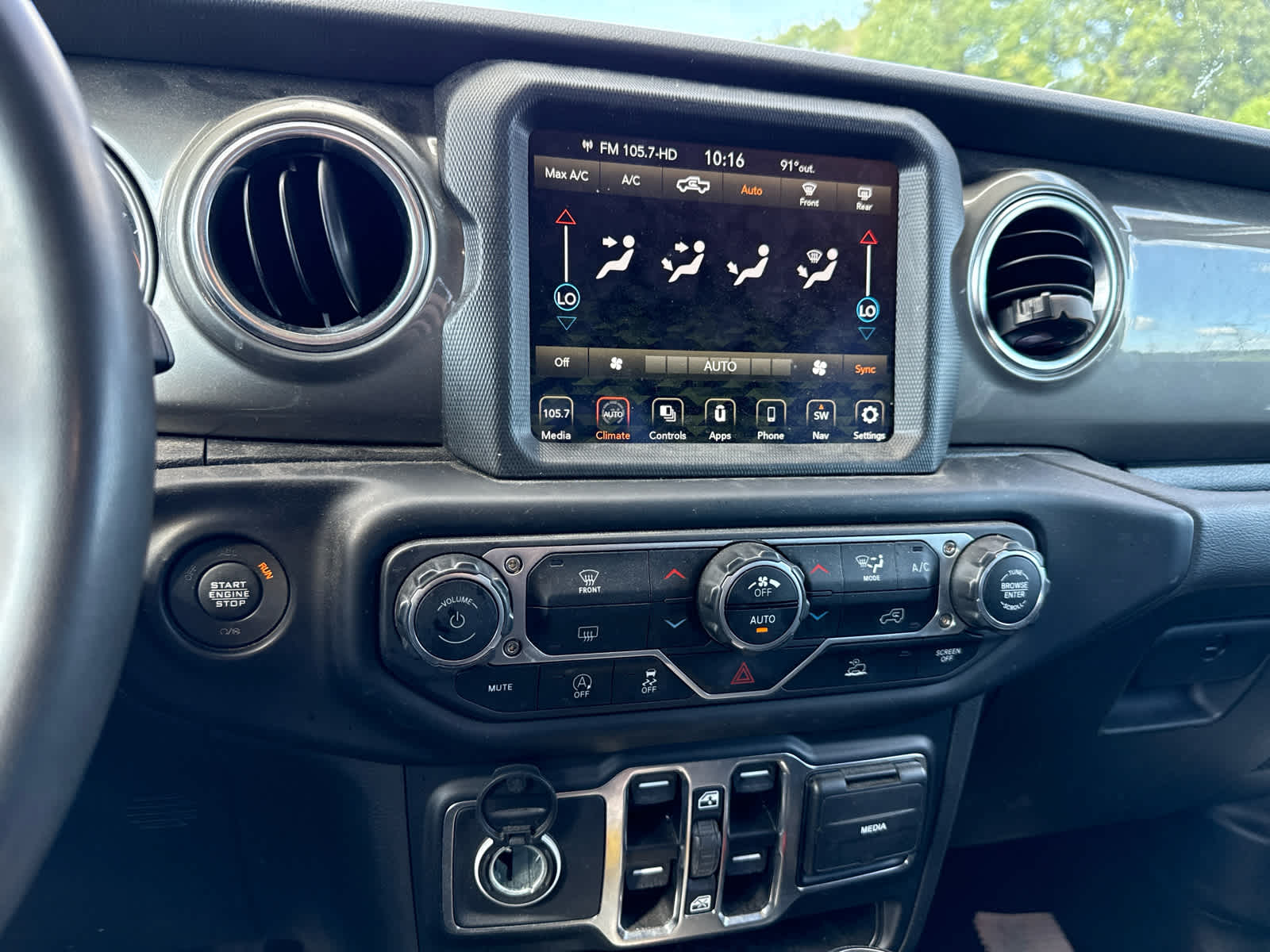 2023 Jeep Gladiator Overland 4x4