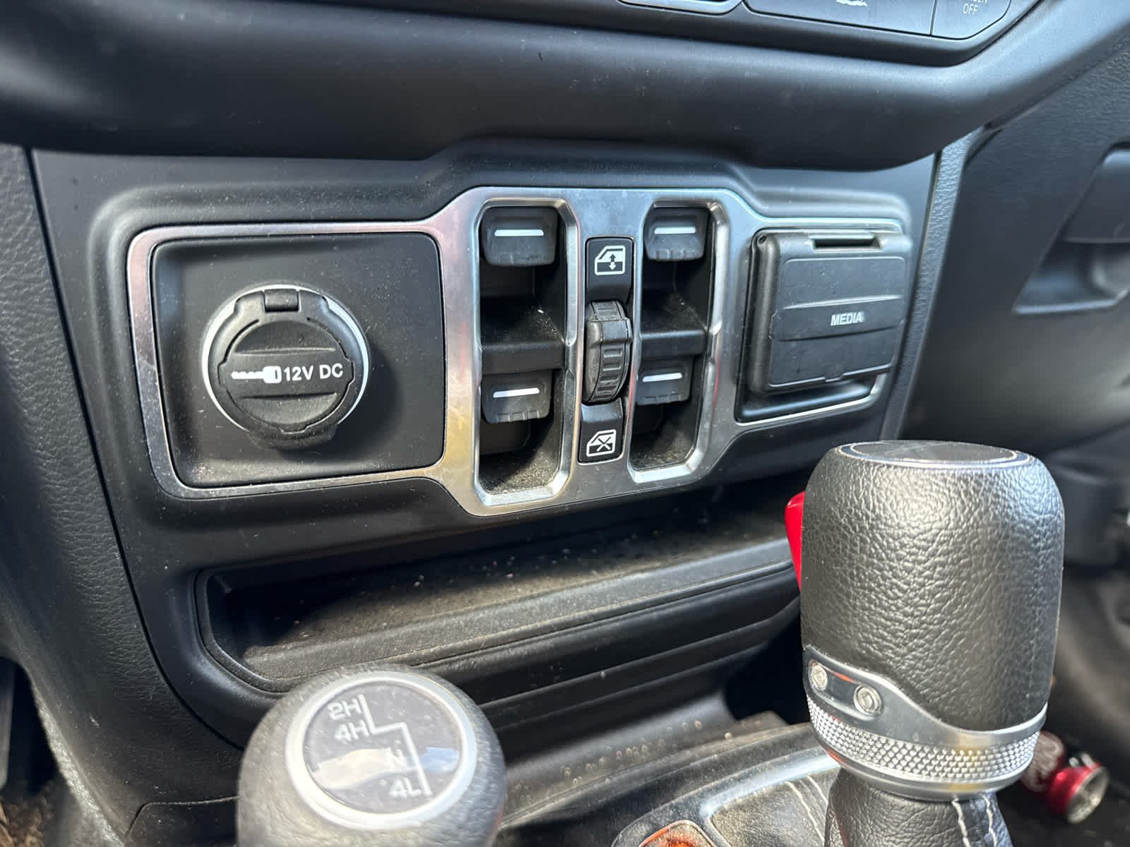 2023 Jeep Gladiator Overland 4x4