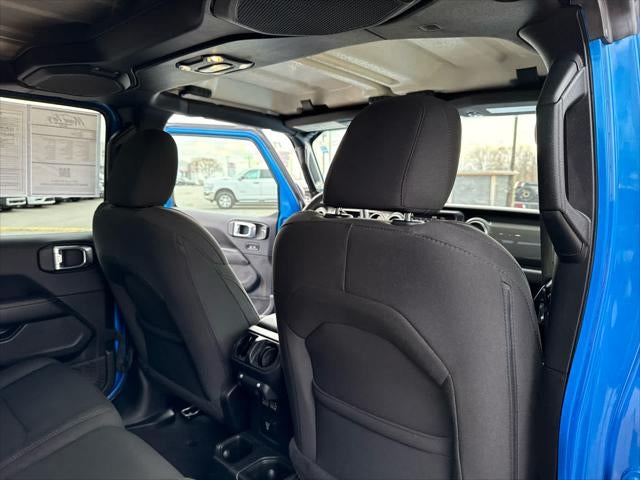 2023 Jeep Gladiator Overland 4x4