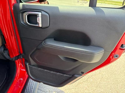 2021 Jeep Gladiator Overland 4x4