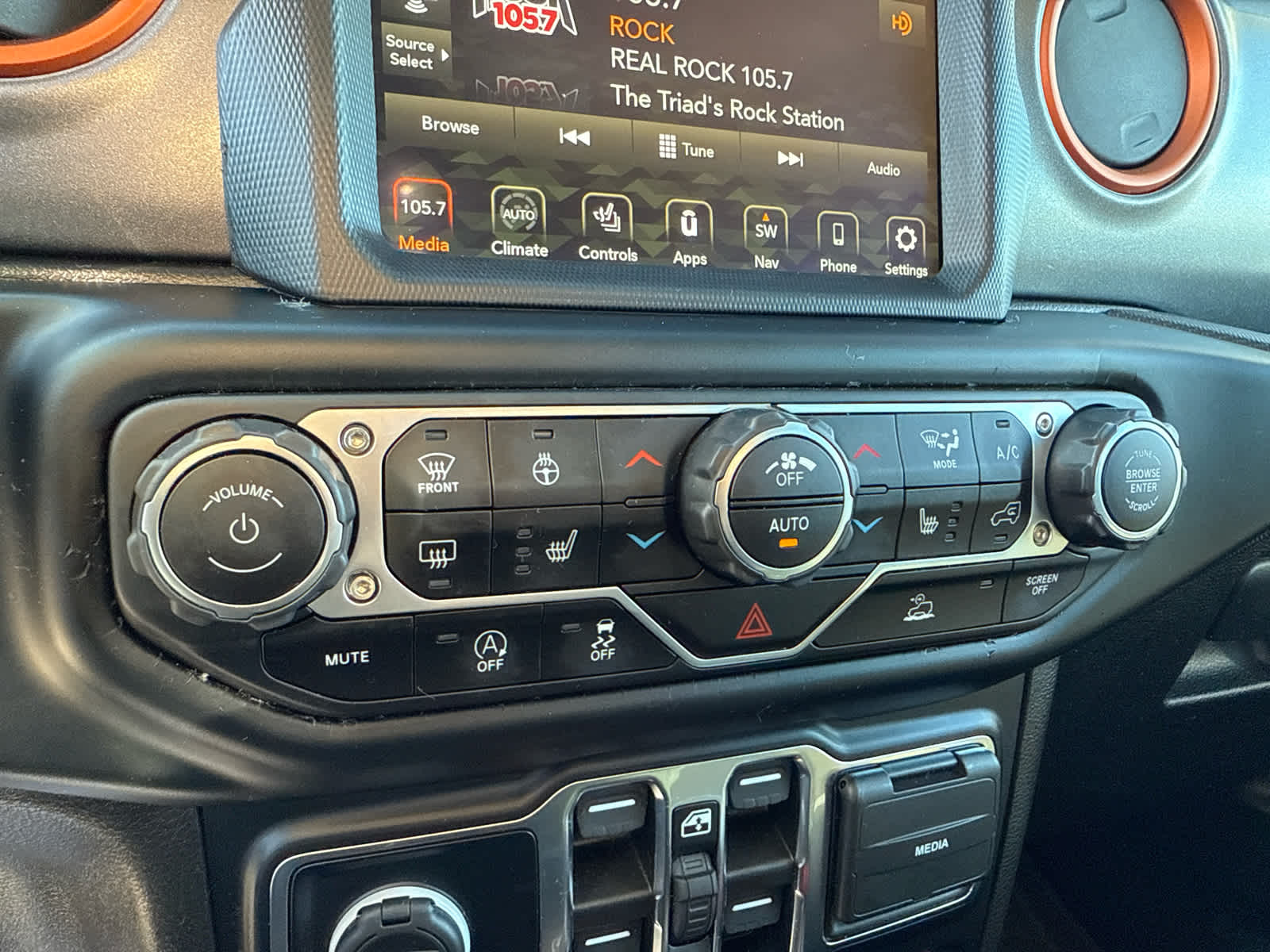 2023 Jeep Gladiator Mojave 4x4