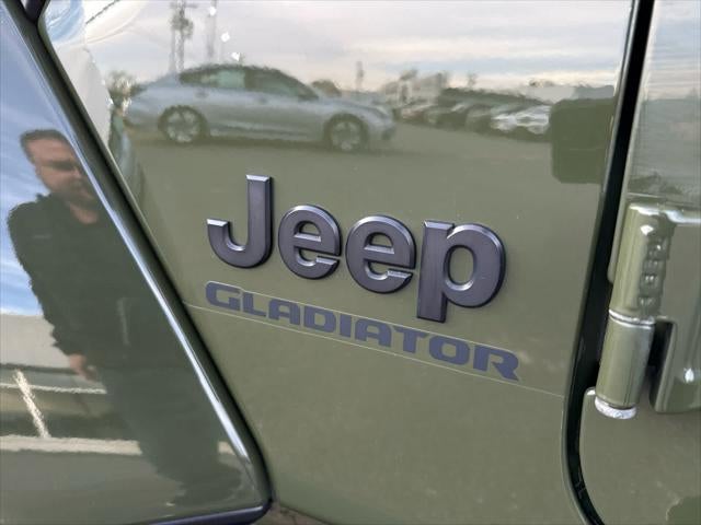 2021 Jeep Gladiator Overland 4X4