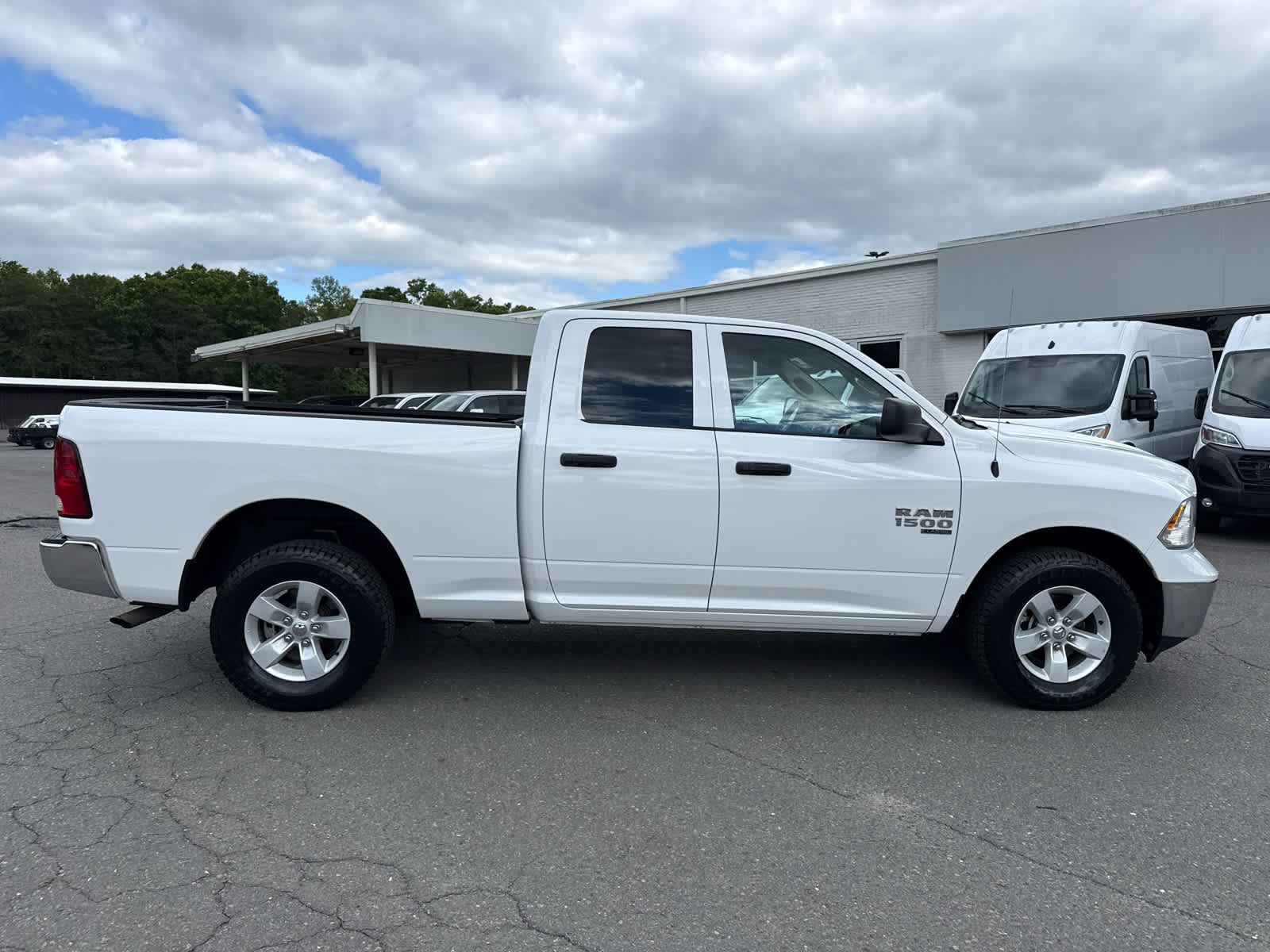 2024 RAM 1500 Classic SLT Quad Cab 4x4 6'4' Box