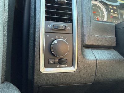 2024 RAM 1500 Classic SLT Quad Cab 4x4 6'4' Box