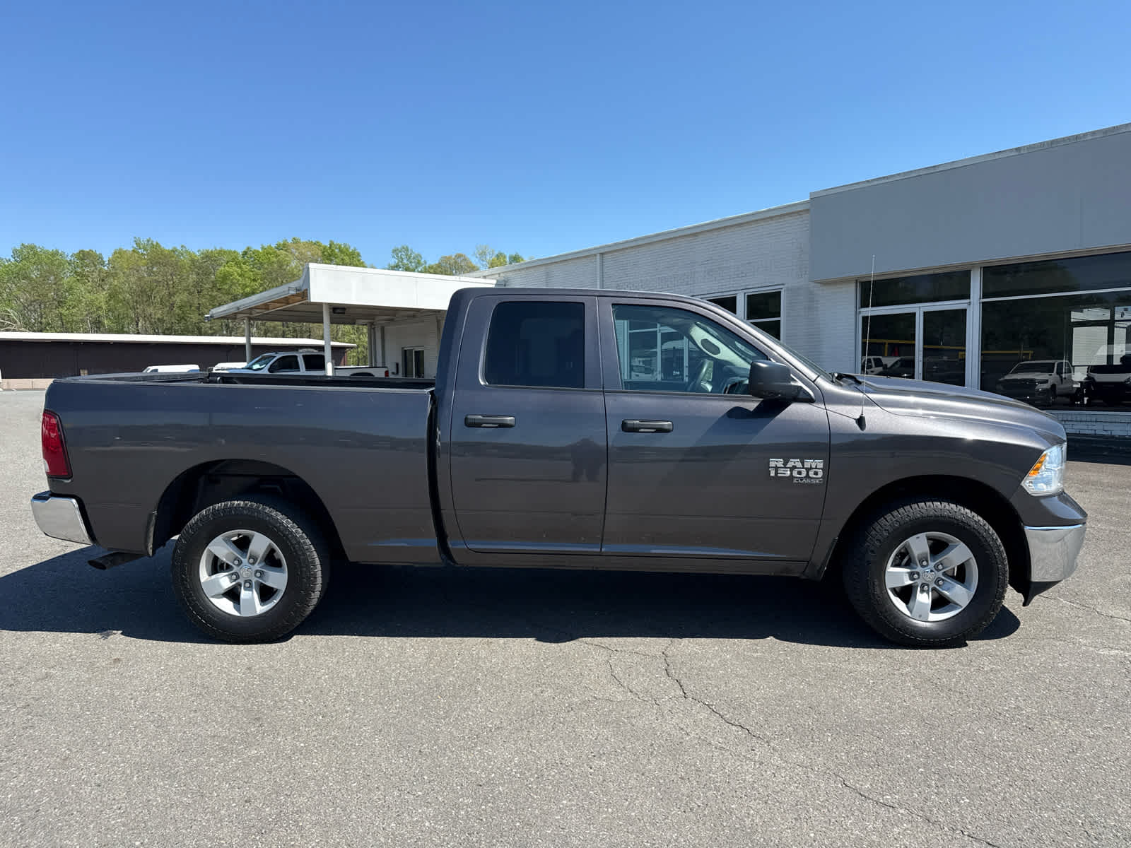2024 RAM 1500 Classic SLT Quad Cab 4x4 6'4' Box