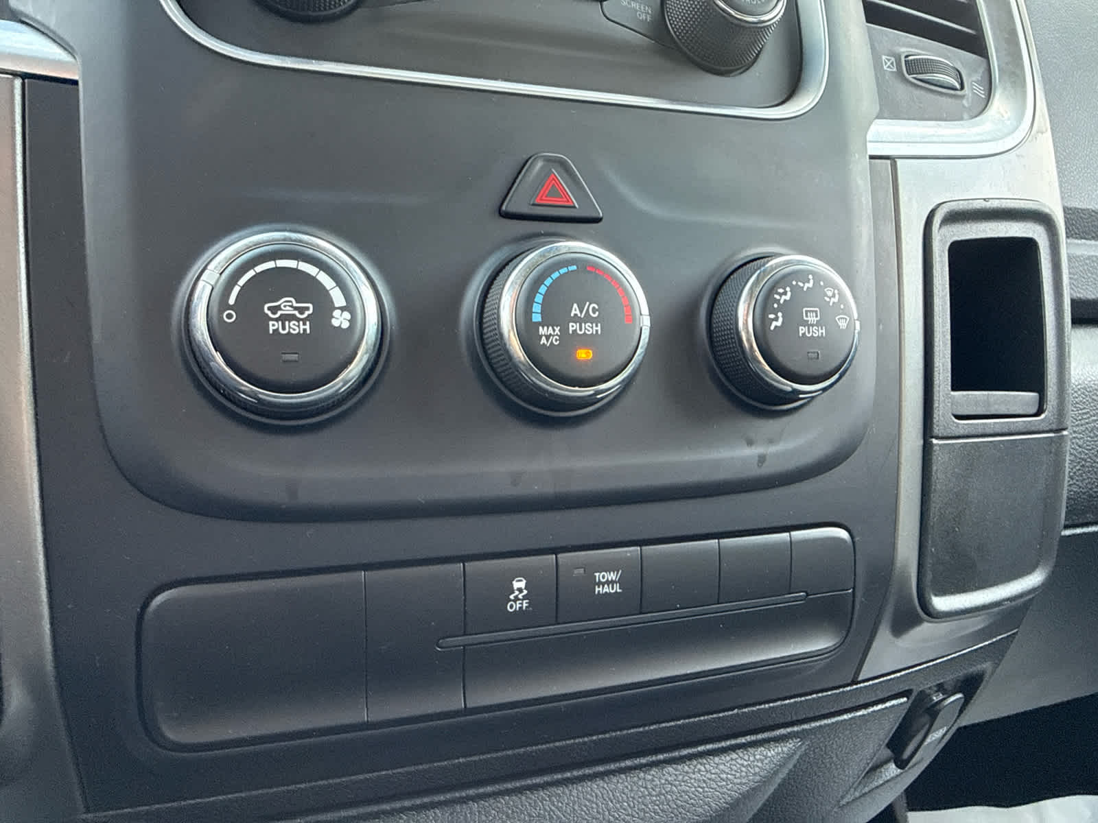 2024 RAM 1500 Classic SLT Quad Cab 4x4 6'4' Box