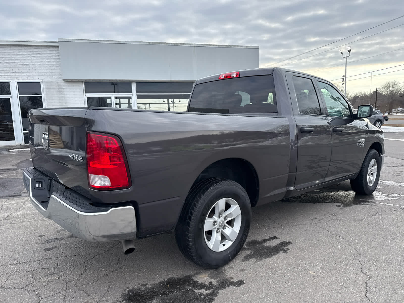 2024 RAM 1500 Classic SLT Quad Cab 4x4 6'4' Box