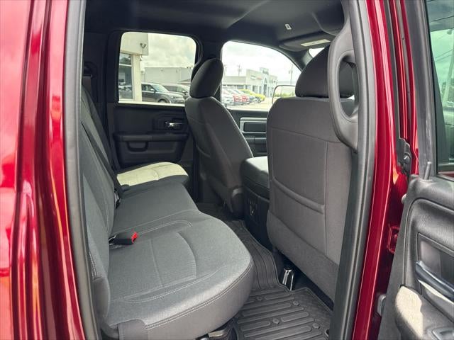 2024 RAM 1500 Classic Warlock Quad Cab 4x4 6'4' Box